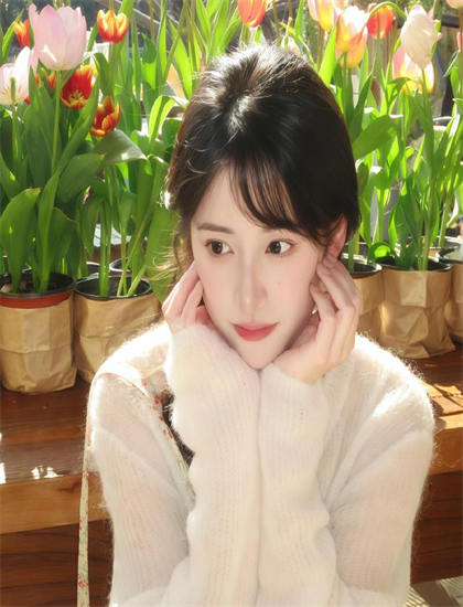 表演艺术解析：《已婚女的私情日志》的科技的发展影响与未来展望 揭示人性的复杂与美好